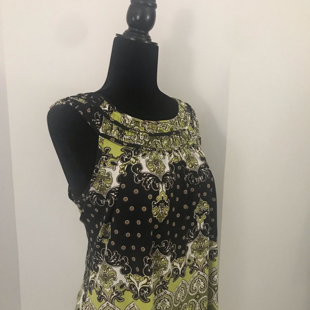 Green, Black & White Indra Style Top By New Directions. Size XL